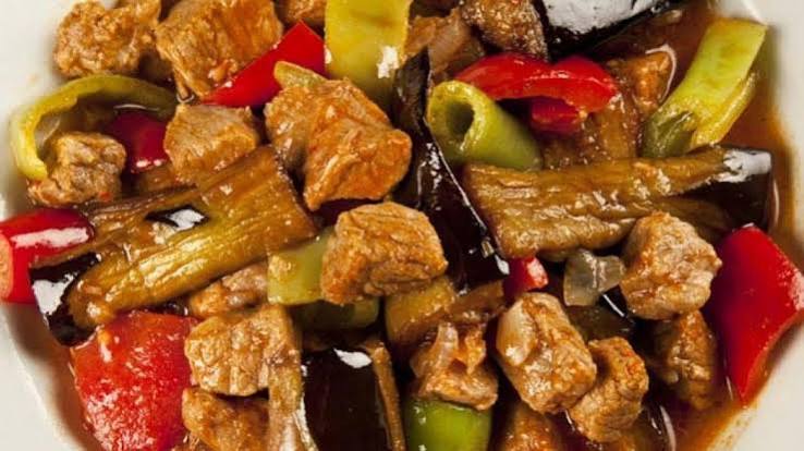 ETLİ YEMEK